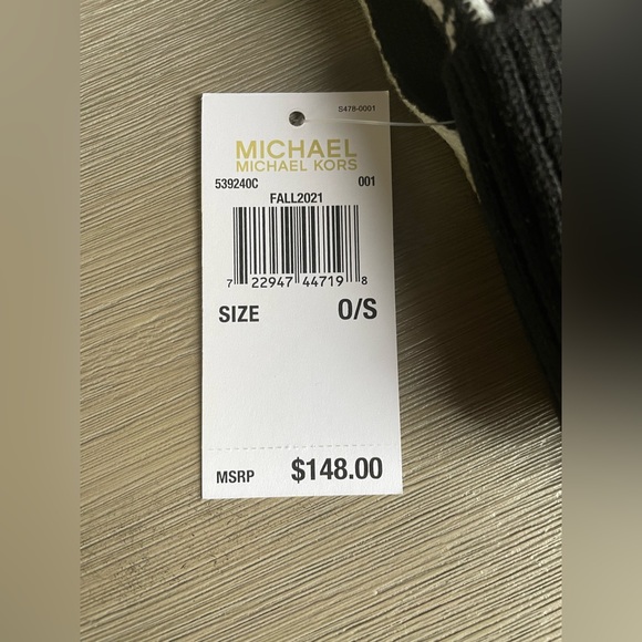 Michael Kors Hat, Scarf and Glove Set - Picture 2 of 8